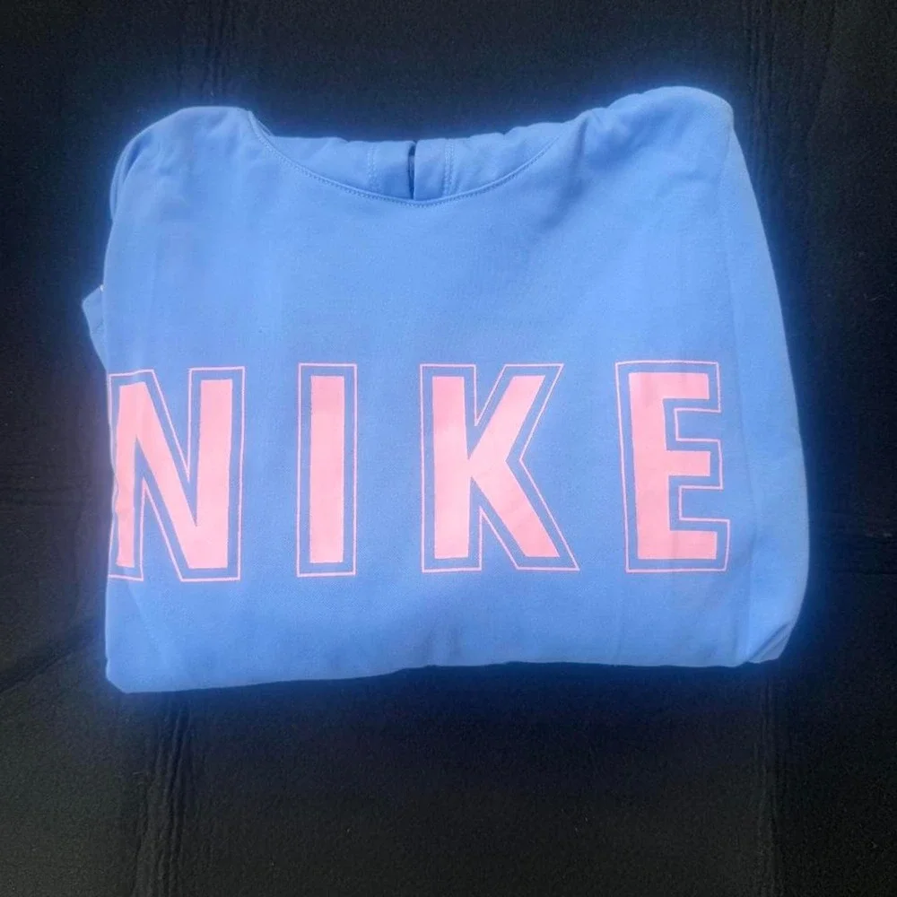 Girls Nike blue and pink color block hoodi